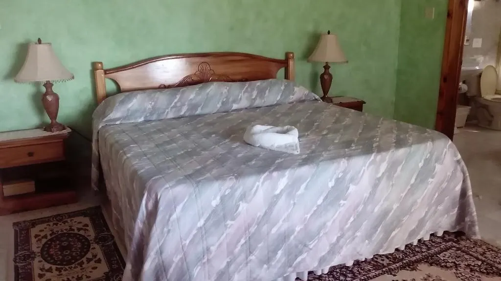 Mariposa Hide-Away Hotel Negril
