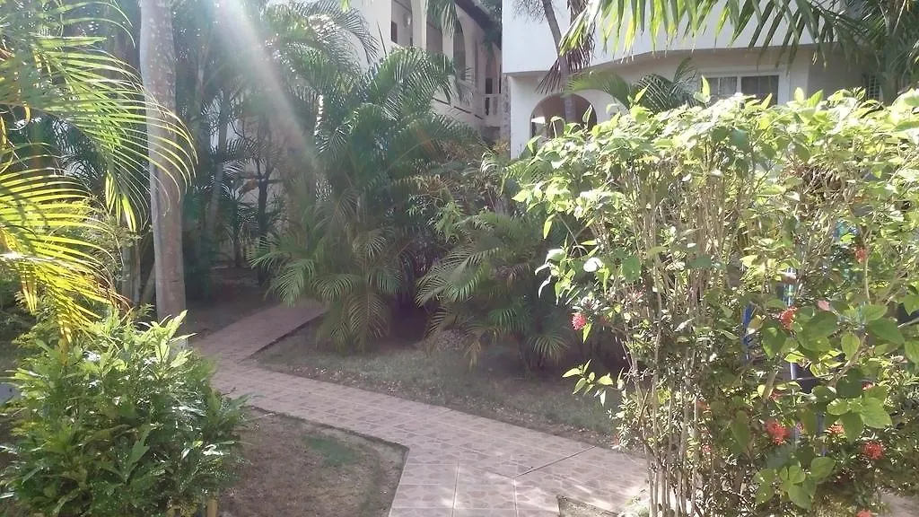 Mariposa Hide-Away Hotel Negril